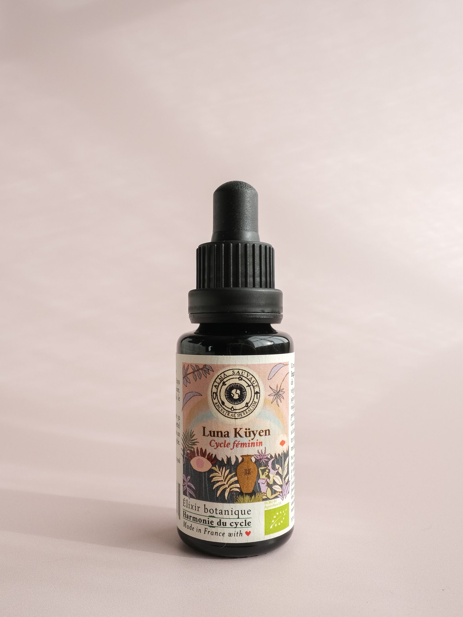 Luna Küyen Cycle féminin, règles douloureuses, cycle menstruel, féminin sacré, spm, sopk, endométriose, yi mu cao agripaume motherwort Leonorus japonicus armoise Artemisia vulgaris jiaogulan herbe de l'immortalité Gynostemma pentaphyllum mao bo he cataire Nepeta cataria sauge sclarée Salvia sclarea toronjil Mélisse Melissa officinalis curcuma Curcuma longa