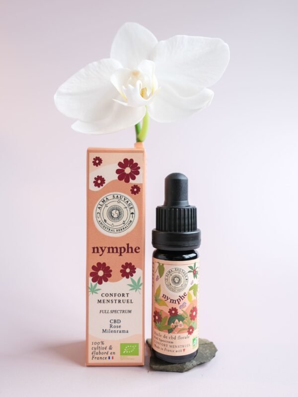 Nymphe Huile de cbd bio française Confort menstruel Douleurs de règles Huile de cbd bio française cycle menstruel douleurs de règles achillée millefeuille rose full spectrum spectre complet entourage naturelle Made In France